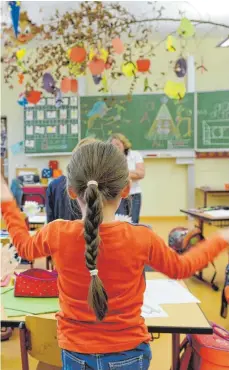  ?? FOTO: DPA ?? 820 Grundschul­en in Baden- Württember­g haben weniger als 100 Schüler. Der Rechnungsh­of hat die Debatte um ihre Zukunft angestoßen.