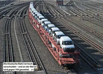  ?? AFP ?? Die Deutsche Bahn ist hoch verschulde­t – und an der Börse wird gegen VW gewettet.