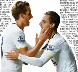  ?? REUTERS ?? Double trouble: Soldado (right) celebrates a rare Spurs goal with Kane