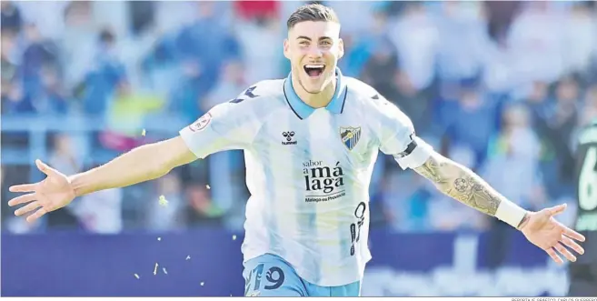  ?? REPORTAJE GRÁFICO: CARLOS GUERRERO ?? Roberto Fernández celebra uno de sus goles.