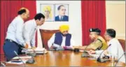  ?? ANI ?? CM Bhagwant Mann chairs a meet with senior police officers.