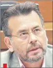  ??  ?? Clemente Barrios, líder de la bancada cartista en Diputados, dice que aguardarán los dictámenes.