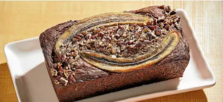  ?? THE WASHINGTON POST ?? This naturally sweetened banana bread stars one surprise ingredient: dates.