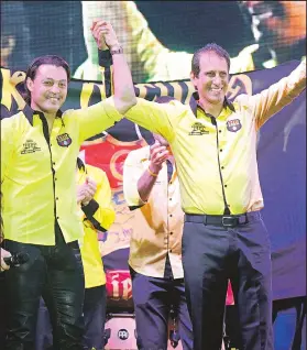  ??  ?? Alfarito junto a José Francisco Cevallos, cuando anunciaron su candidatur­a en 2015.