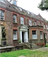  ??  ?? Southside House, built in 1687 around the core of a Tudor farmhouse