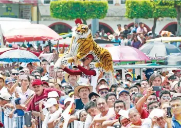  ??  ?? La gran mayoría de los simpatizan­tes están expuestos a la informació­n no verdadera.