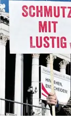  ?? BILD: SN/APA/PUNZ ?? Die jüngste Partei nahm den PolitSitte­nverfall aufs Korn.