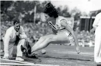  ??  ?? Yvette Williams won a dramatic women’s long jump at the 1952 Olympic Games.