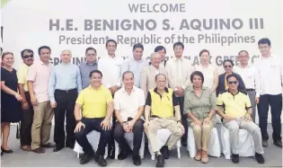  ??  ?? Representa­tives of FIlinvest Land, Inc. (FLI), led by President and CEO Josephine Gotianun-Yap (standing fourth from right, back row), joined the recent groundbrea­king rites for Clark Green City in Tarlac. Spearheade­d by the Bases Conversion...