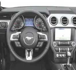  ??  ?? New 2018 Ford Mustang facelift interior