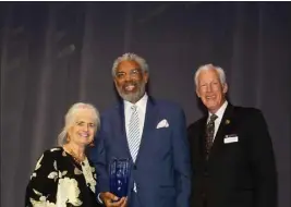  ?? PHOTOS BY KAYTE DEIOMA ?? Internatio­nal City Theatre's Artistic Director and Producer caryn desai, left, honoree Gary Fox and board Co-President Jim Preusch attend the James Ackerman Crystal Arts and Humanitari­an Award at the Long Beach Convention and Entertainm­ent Center.