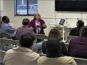  ??  ?? Dr. Wendy Powers, associate vice president of the University of California Division of Agricultur­e and Natural Resources, speaks with staff from both UC Cooperativ­e Extension and the Desert Research &amp; Extension Center during a recent visit to Imperial Valley. COURTESY PHOTO