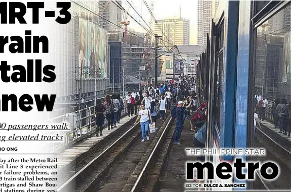  ??  ?? Commuters walk back to the Metro Rail Transit Line 3’s Shaw Boulevard station after the train they were riding stalled during yesterday morning’s rush hour. Image tweeted by Michael Ampat Ranque.