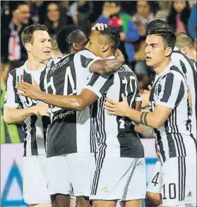  ?? FOTO: EFE ?? La Juventus llega hoy al partido decisivo con 4 puntos más que el Nápoles