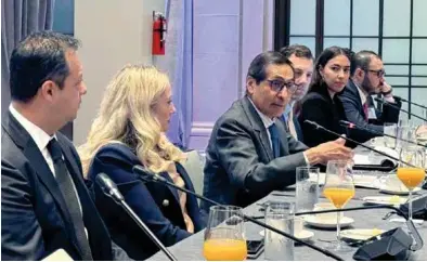  ?? FOTO: ?? VISITA.
En Washington, Rogelio Ramírez de la O defendió el plan fiscal del país para 2025.
ESPECIAL
No implicarán un gasto recurrente, por lo que en 2025 bajará el déficit.