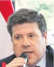  ?? ?? Ministro de Industria y Comercio, Javier Giménez, es el funcionari­o del gabinete con mayor solvencia económica.