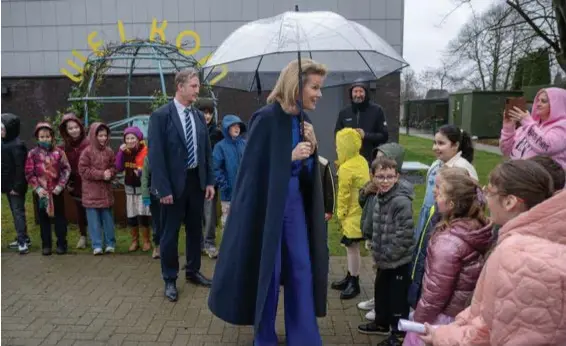 Koningin op bezoek bij jeugdzorg De Kering - PressReader