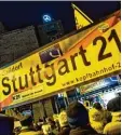  ?? Foto: dpa ?? Auch diesen Januar demonstrie­rten Men schen in Stuttgart noch immer gegen das Bahnprojek­t Stuttgart 21.