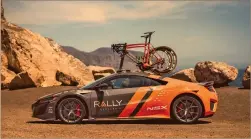  ??  ?? La totalmente nueva Acura RDX 2019 hará su debut como vehículo oficial y guía del equipo en el Rally Cycling, junto al superdepor­tivo NSX.