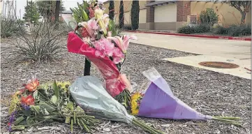  ?? ?? Luto. Tiroteo dejó ocho muertos en un centro comercial de Texas, el pasado sábado.