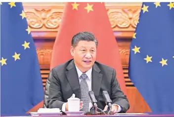  ?? FOTO: LI XUEREN/AP ?? Chinas Präsident Xi Jinping spricht während einer Video-konferenz mit europäisch­en Politikern.