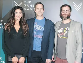  ?? TONY FORTE/WENN ?? Maja, Chad and Jared Moldenhaue­r were in Los Angeles for Game Awards 2017 on Dec. 7.