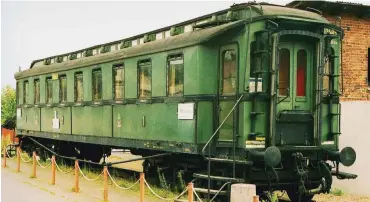  ?? Foto: Archiv: ?? Einst das wohl kleinste Lenin-Museum der Welt: der Nachbau des historisch­en Waggons