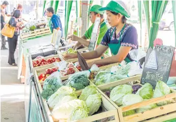  ??  ?? THE REAL DEAL: Organic fresh markets and authentic coffee are gaining popularity among Thai consumers.