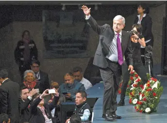  ?? JORGE GONZÁLEZ ?? El reto de Meade es evitar que AMLO se apropie del cambio y ser asociado con la continuida­d.