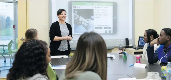  ?? —THE CANADIAN PRESS ?? Alexis Vegh presents a program on the dangers of smoking marijuana and driving to a group of youth in Toronto.