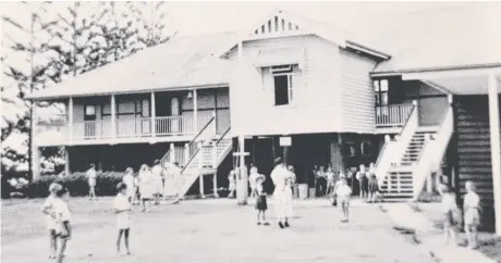  ??  ?? Students outside the Coolangatt­a State School at Kirra Hill during the 1920s.
