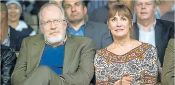  ?? MERIE WALLACE/ A24 VIA AP ?? Tracy Letts, left, and Laurie Metcalf in a scene from Lady Bird.