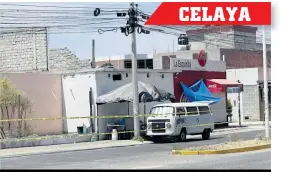  ?? ?? Una mujer también resultó herida en la pierna.