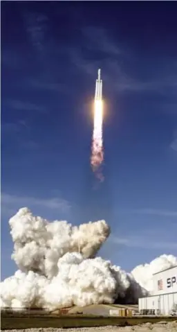  ?? © blg ?? Zijn recentste stunt: de SpaceX Falcon Heavy.