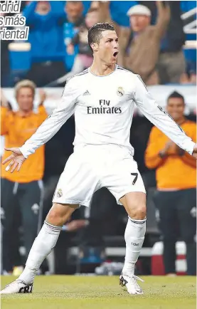  ??  ?? Cristiano Ronaldo es de los jugadores con más seguidores en el territorio del sol naciente.