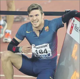  ??  ?? Óscar Husillos, oro en 400 m con récord de España, lideró la gran actuación del Barça FOTO: EFE