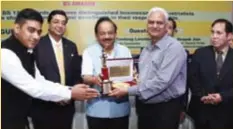  ??  ?? Radhey Shyama Agarwal, Managing Director, Vishal Pipes Limited was conferred the award by Dr. Harsh Vardhan