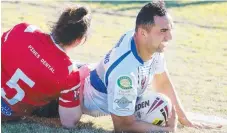  ?? Picture: RICHARD GOSLING ?? Tugun’s Savern Rapana scores.