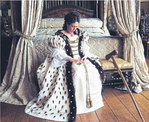  ?? Fox ?? Olivia Colman en una película que indaga en uno de los períodos menos “estelares” de la monarquía inglesa