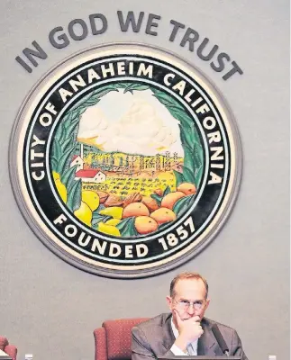  ?? FOTO: RTR ?? Seit 2010 ist Tom Tait Bürgermeis­ter von Anaheim. Er hat das Klima in der Stadt verändert.
