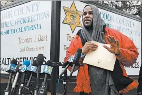  ?? ABEL URIBE/CHICAGO TRIBUNE ?? Singer R. Kelly was released from jail Saturday thanks to an anonymous donor.