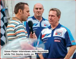  ??  ?? Steve Plater interviews John Reynolds while Tim Davies looks on.