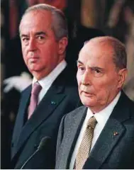  ?? ?? La deuxième cohabitati­on: François Mitterrand et son Premier Ministre Édouard Balladur (à gauche).