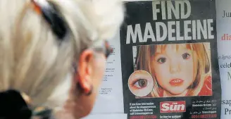  ?? HUGO CORREIA/REUTERS ?? Investigaç­ão. Cartaz pede informaçõe­s sobre Madeleine; menina teria hoje 18 anos