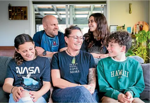  ?? VANESSA LAURIE/STUFF ?? From left, Sadie, Tony, Nicola, Olivia and Benji Earle have plenty of reason to support next Friday’s Loud Shirt Day.