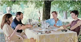  ?? MUKDEEPROM/SONY PICTURES CLASSICS] [PHOTO PROVIDED BY SAYOMBHU ?? From left, Amira Casar as Annella, Michael Stulhbarg as Mr. Perlman, Armie Hammer as Oliver and Timothee Chalamet as Elio in “Call Me By Your Name.”