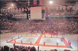  ?? THE CANADIAN PRESS ?? The Montreal Canadiens held their closing ceremonies after the final game at the Montreal Forum on March 11, 1996.