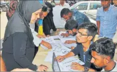  ?? PRAFUL GANGURDE/HT ?? Voters at a polling booth in Thane. With the stated intention of improving ‘transparen­cy in electoral funding’, the government has accomplish­ed the opposite
