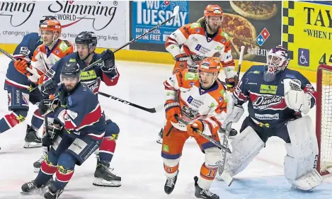  ?? Derek Black. ?? Stars defend a Sheffield attack on home ice in their second game of a weekend double-header.