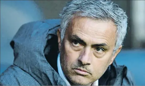  ?? PAUL ELLIS / AFP ?? El entrenador portugués del Manchester United, José Mourinho